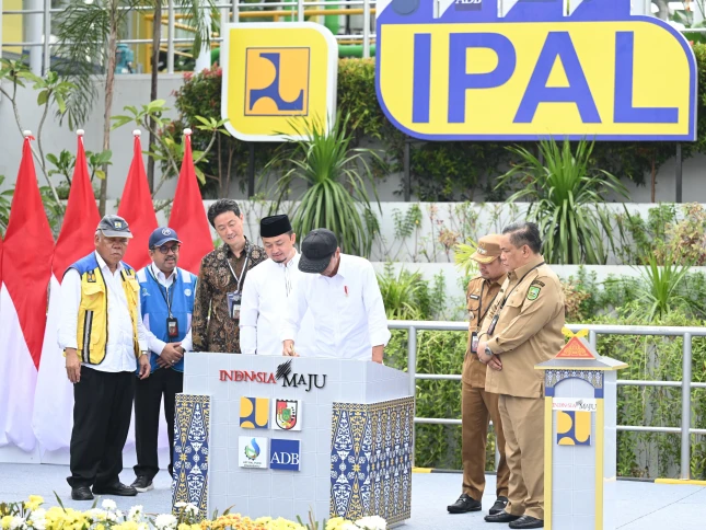 Presiden RI meresmikan SPALDT Kota Pekanbaru yang dibangun oleh PTPP yang Memiliki Teknologi Ramah Lingkungan