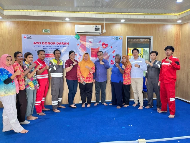 BLOOD DONATION ACTIVITY OF THE 50,000 DWT CAPACITY PIER DEVELOPMENT PROJECT AT BIAK FUEL TERMINAL