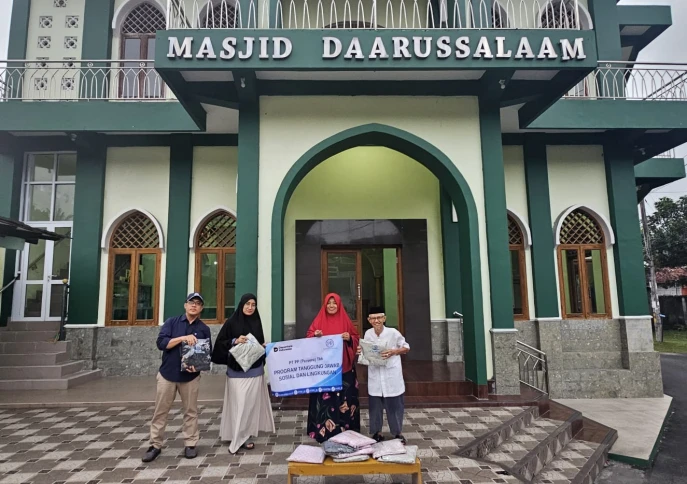 BANTUAN MUKENAH UNTUK MASJID DAARUL SALLAM SLEMAN YOGYAKARTA