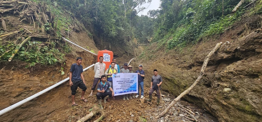 PT PP (Persero) Tbk Hadirkan Akses Air Bersih bagi Warga Desa Wih Porak Pascabanjir Bandang Aceh