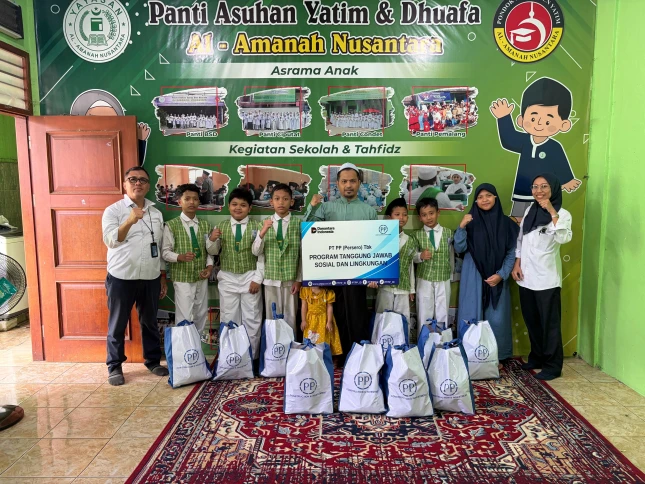 PTPP Salurkan Bantuan Sosial untuk Panti Asuhan Al Amanah Nusantara Condet